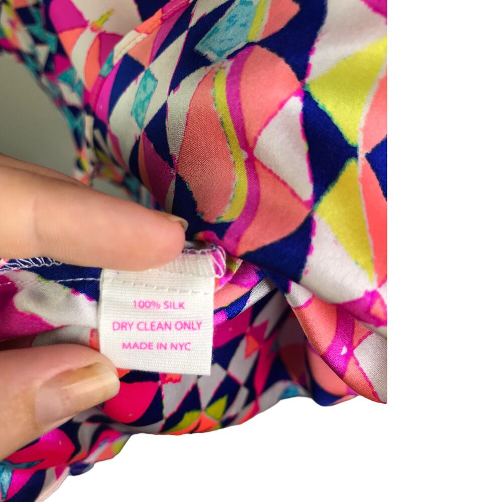 Alice + Trixie Women's XS Amber Top Long Sleeve Coral Silk V-Neck Geometric NWT - Picture 9 of 9